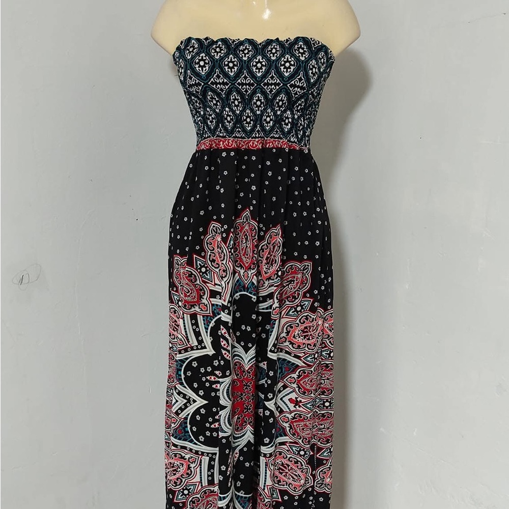 She's Cool Black and Red Strapless Dress